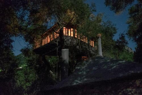 Skala House | Margaritis's Treehouse