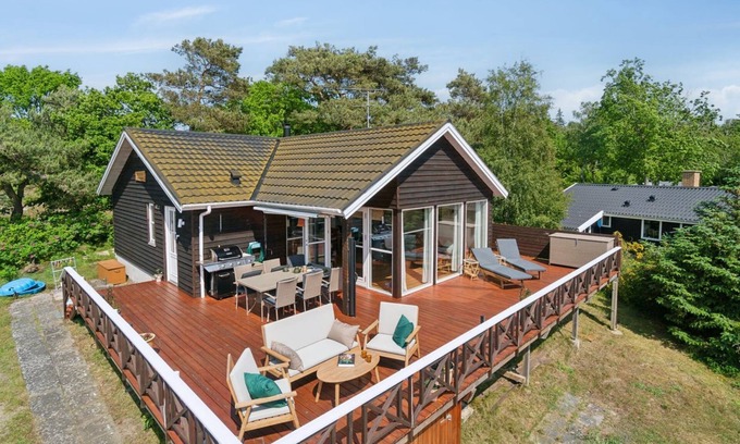 Boderne House | "Mariam" - 100m from the sea by Interhome