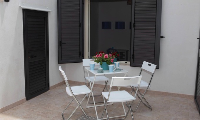Marina di Ragusa Apartment | MARINA DI RAGUSA HOUSE BLUMEDITERRANEO ACCOMMODATION COBALT CIN IT088009C2LHLL9L5W;