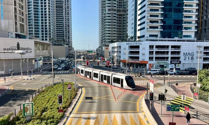 Dubai Hostel | Marina Palm View Hostel - DHostels