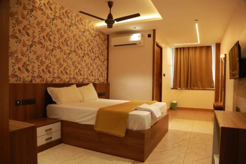 Chittilapilly Hotel | Marina Tower & Regency Changaramkulam