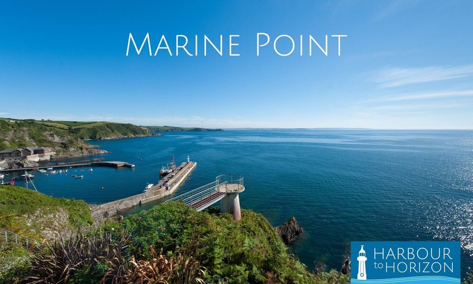 Saint Goran Apartment | Marine Point, Mevagissey - sensational cliff top views of harbour and bay