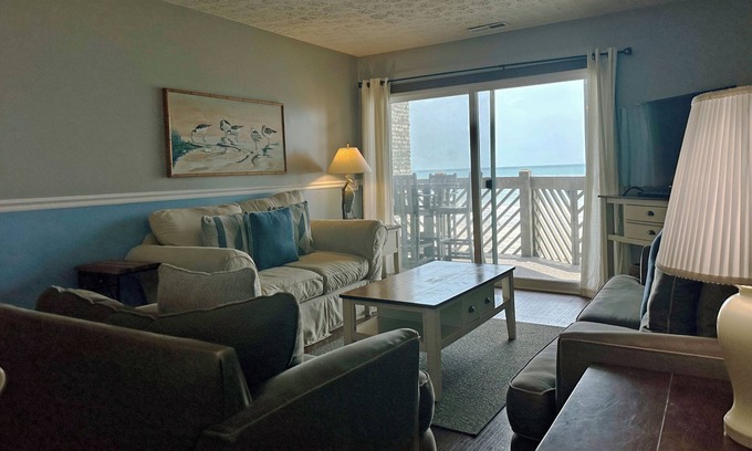Garden City Condo | Maritime Place A2 - Oceanfront in Garden City Beach
