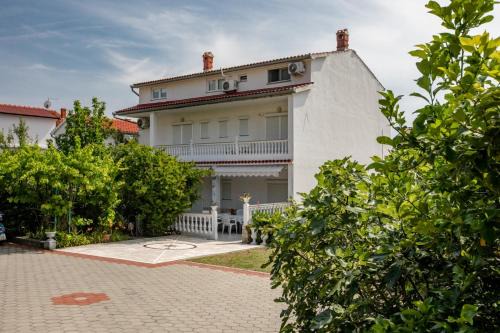Palit House | Marjetka & Tina in Rab - Kvarner Region