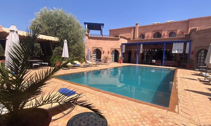 Marrakech Villa | Marrakech Villa for 6-16 people - Exclusive Offer - 450 sq.m and 16 x 5.5 m pool