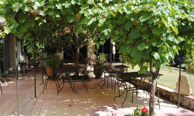 Violes Bed & Breakfast | Mas de Bouvau