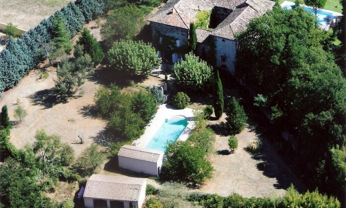 Saint-Ambroix Other | mas du Gres 550 M2, Jardin 4000m2, Près ts. Services/vastes Jacuzzi et Piscine