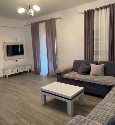 Gjirokaster Apartment | Mateo Apartment