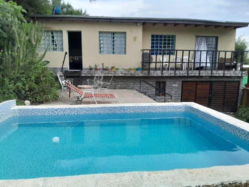 Dr. Enrique Zarate House | Mateo y Stella