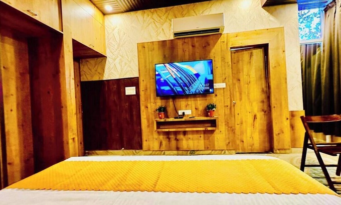 Jaipur House | Max21 Circuit House