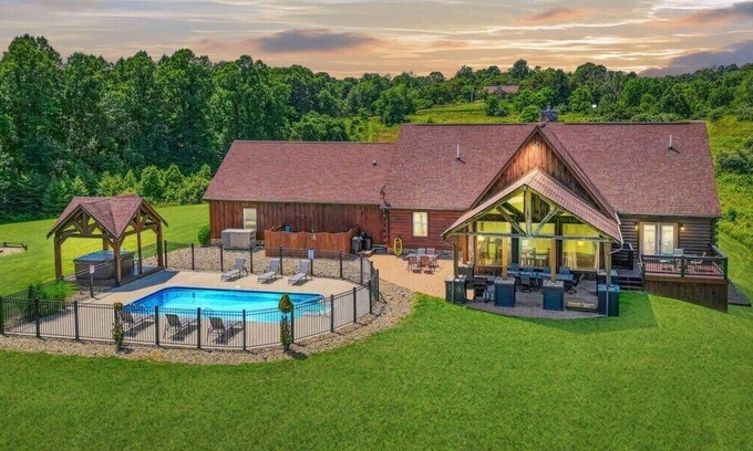 Rockbridge Cabin | Meadows | Pool | 6,000 sqft