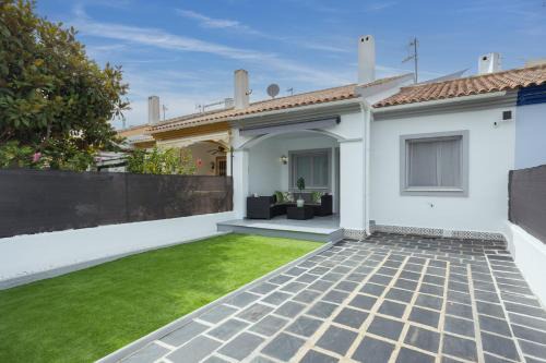 Vergel House | Mediterranean Breeze Beach House