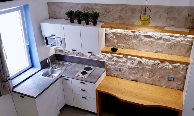 Palermo House | Mediterranean-style house. C.I.R. 19082053C209309-C.I.N. IT082053C26MJMQMPI