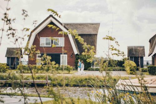 Heeg House | Meervilla Deluxe met Sauna | 8 personen - Boutique Parc Pharshoeke