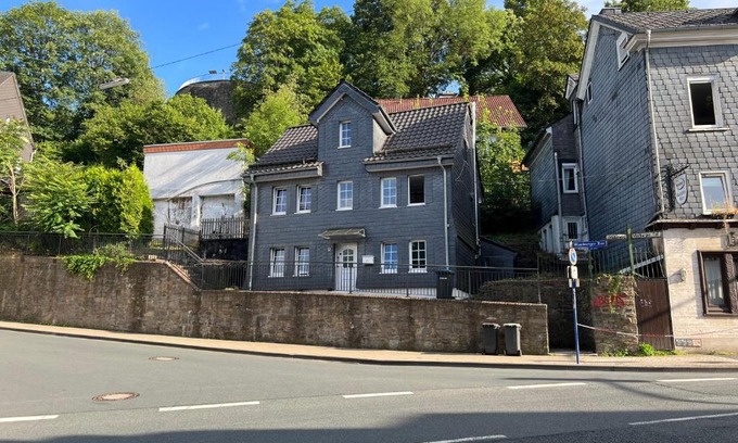 Siegen House | Mehrere Zimmer in erster Lage