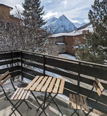 Mont-de-Lans Apartment | Meije 11 a1