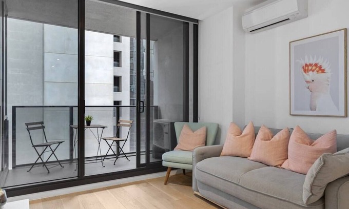 Melbourne Central Business District Apartment | Melbourne on your doorstep
