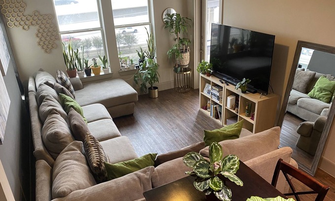 Memorial Apartment | Memorial District: Luxury Guest Suite