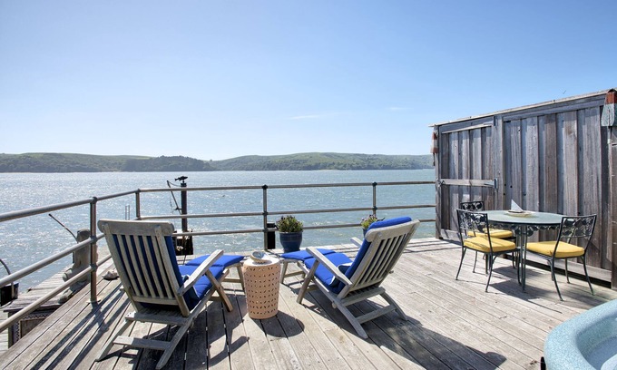 Marshall Cottage | Mermaid's House (Crew Quarters) - Tomales Bay Waterfront, Point Reyes, Marshall