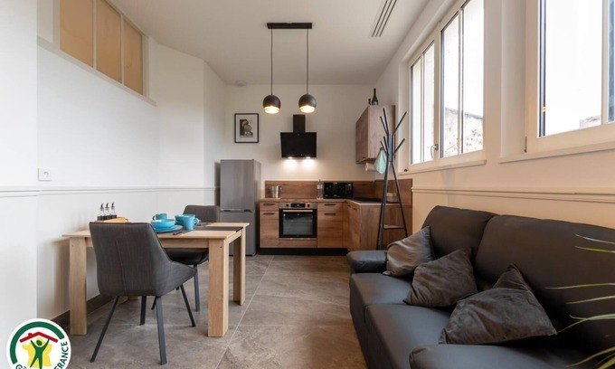 Epernay Apartment | Metamorphose Champenoise "chardonnay"