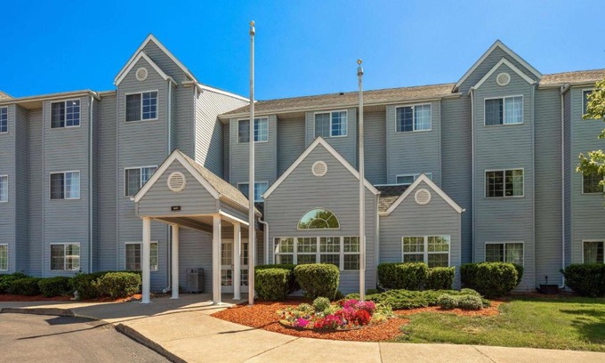 Thurston Hotel | Microtel Inn & Suites by Wyndham Ann Arbor