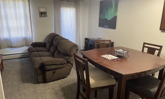 Bayshore - Klatt House | Midtown location 3 minutes from shopping mall with possible car rental add on.