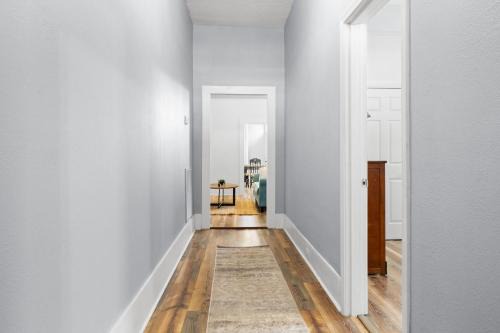 West End Apartment | Millhouse Apartments 1642