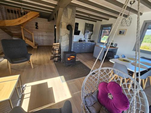 Wdzydze Tucholskiez House | MILOCHÓWKA - dom drewniany bliźniak
