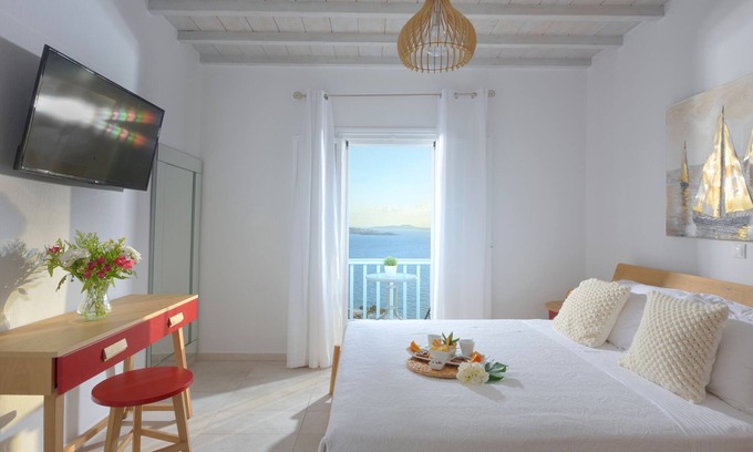 Agios Stefanos House | Mini Suite with Sea View