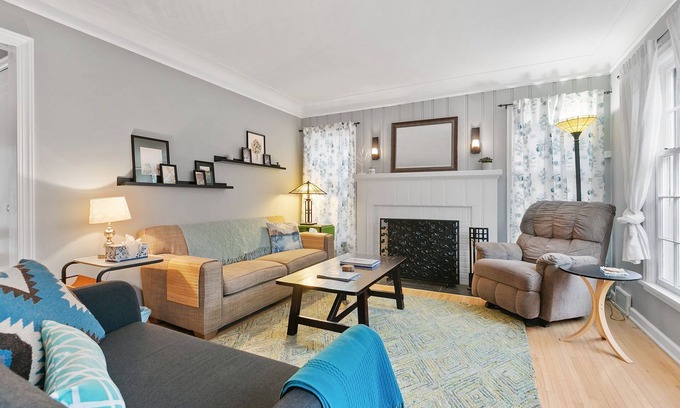 Highland House | MINNeSTAY* Highland Hideaway
