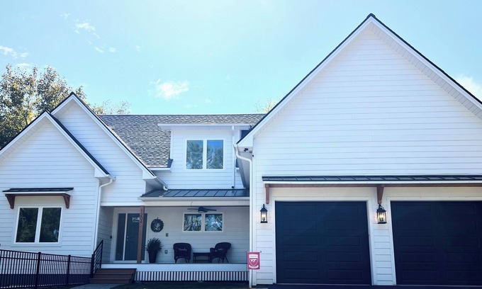 Miller Southside House | Minutes from Virginia Tech and Downtown Blacksburg!