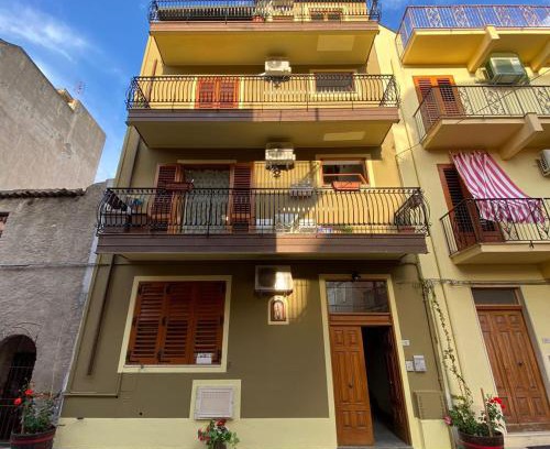 Oliveri Apartment | Miramare Oliveri