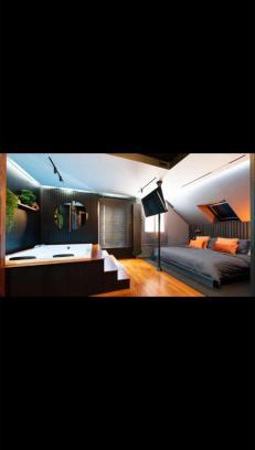 Epone Apartment | Mirava room