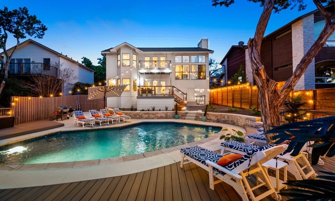 Austin Hills House | Misty Hill ~Best View in Austin~ Luxury Pool Oasis