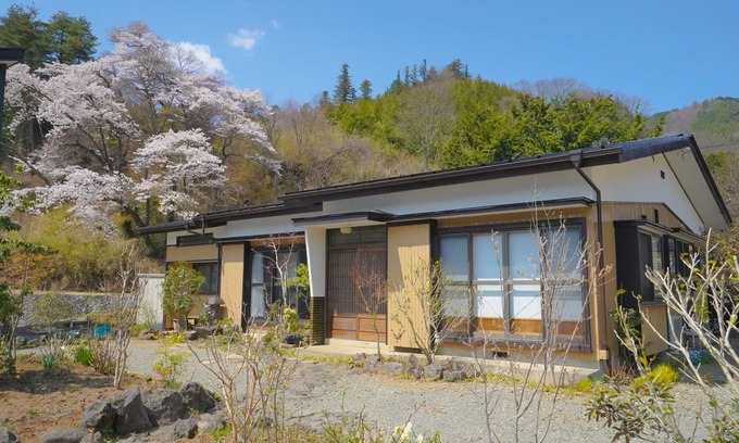 Nishikatsura House | Mitsutoge no Yado a house where you can feel the - Taisho Roman House where you can feel the four seasons/Minamitsuru-gun Yamanashi