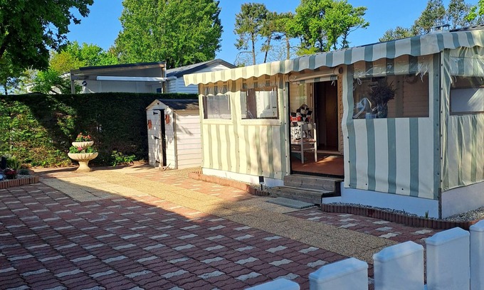 Marennes House | Mobil home 4 places terrasse couverte à 2 pas de la plage. Animaux non acceptés