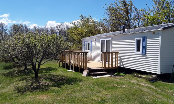 Saint-Trinit House | Mobil Home à la Campagne à Proximité du Mont Ventoux