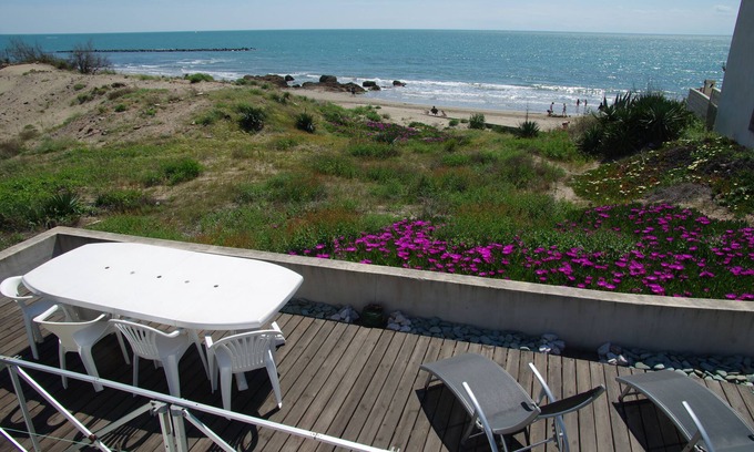 Le Grau-dʼAgde House | Mobil-home Bord de mer sur Terrain Privé