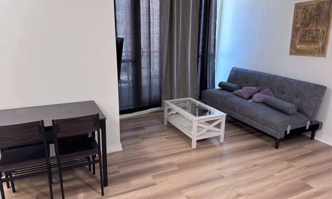 Downtown Mississauga Apartment | Modern 1-bedroom condo near Square One Mall Mississauga.