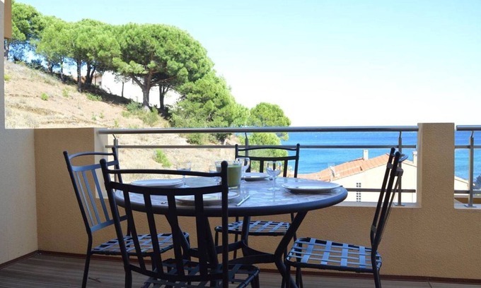 Banyuls-sur-Mer Apartment | Modern 2-bedroom apartment with terrace, parking and air conditioning in Banyuls-sur-Mer