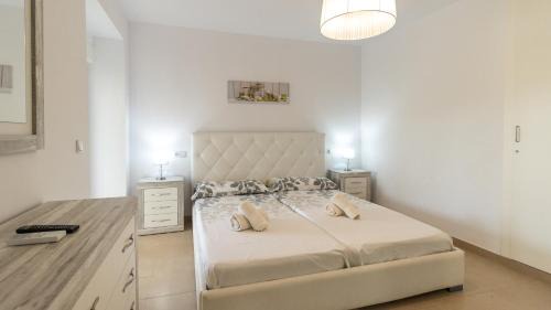 Platja de l'Arenal Apartment | Modern 2 Bedroom Apartment 100 m From The Beach