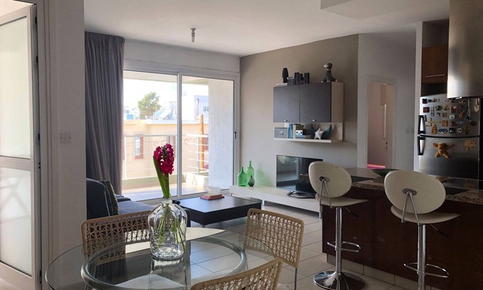 Lakatamia Apartment | Modern 2BR Apt near Nicosia Mall