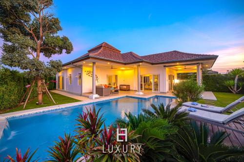 Hua Hin Villa | Modern 3 Bedroom Private Pool Villa - MP67
