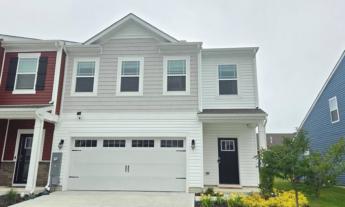Frankford House | Modern 3BR Townhome in MBTS Resort – Steps to Pools & Shuttle to Bethany Beach