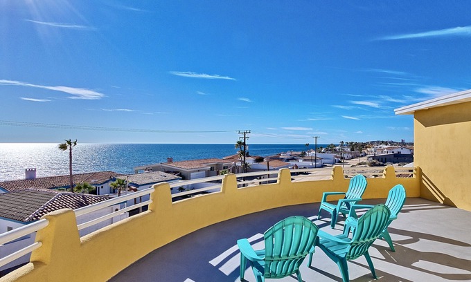 Las Conchas House | MODERN 5 Star Home in Las Conchas. IMPECCABLY CLEAN, A+ views. PRIVATE
