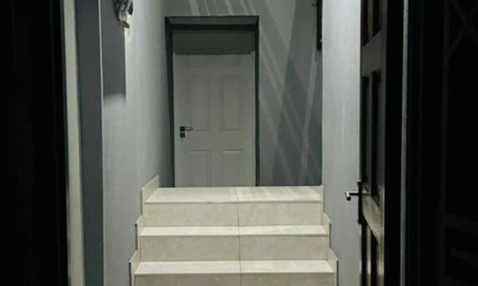 Greater Johannesburg Metropolitan Area Apartment | Modern Airb&b with Wi-Fi Soweto near famous entertainment sites.