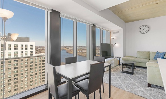 Assembly Square Apartment | Modern and spacious 3Br 3Ba apartment assembly row