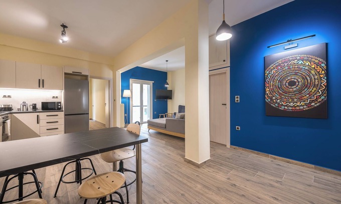 Athens Apartment | Modern Apartment - Balcony & Metro Access