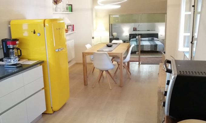 Lucca Historical Center Apartment | Modern Apartment: City Centre Location, Free Fast Wi-Fi, Air-Cond, Newly Restore