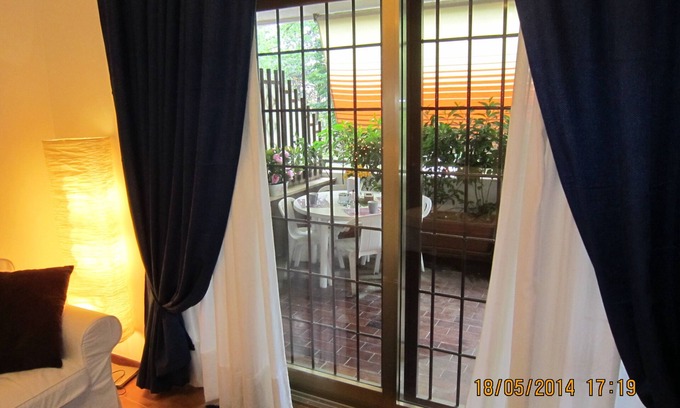 Quartiere XX Ardeatino Apartment | modern apartment with a beautiful terrace, ideal for couples and families